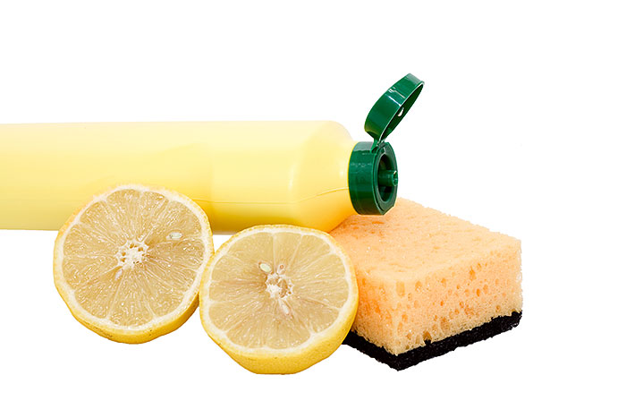 Naravno čistilo iz kisa in limone