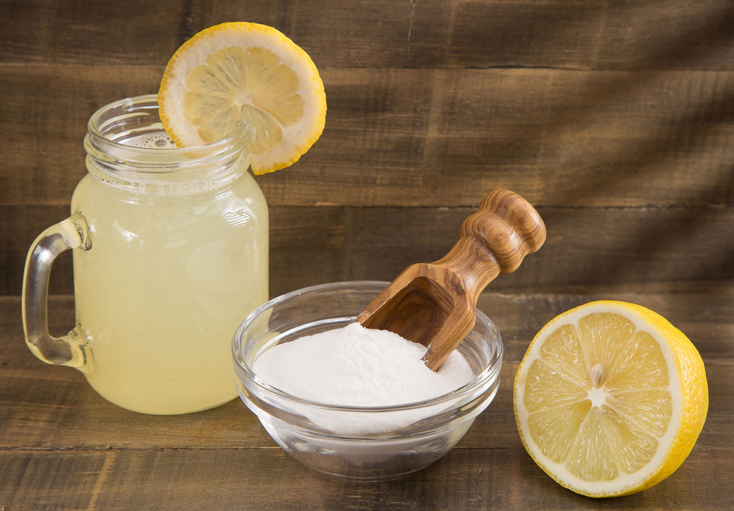 Soda bikarbona in limona