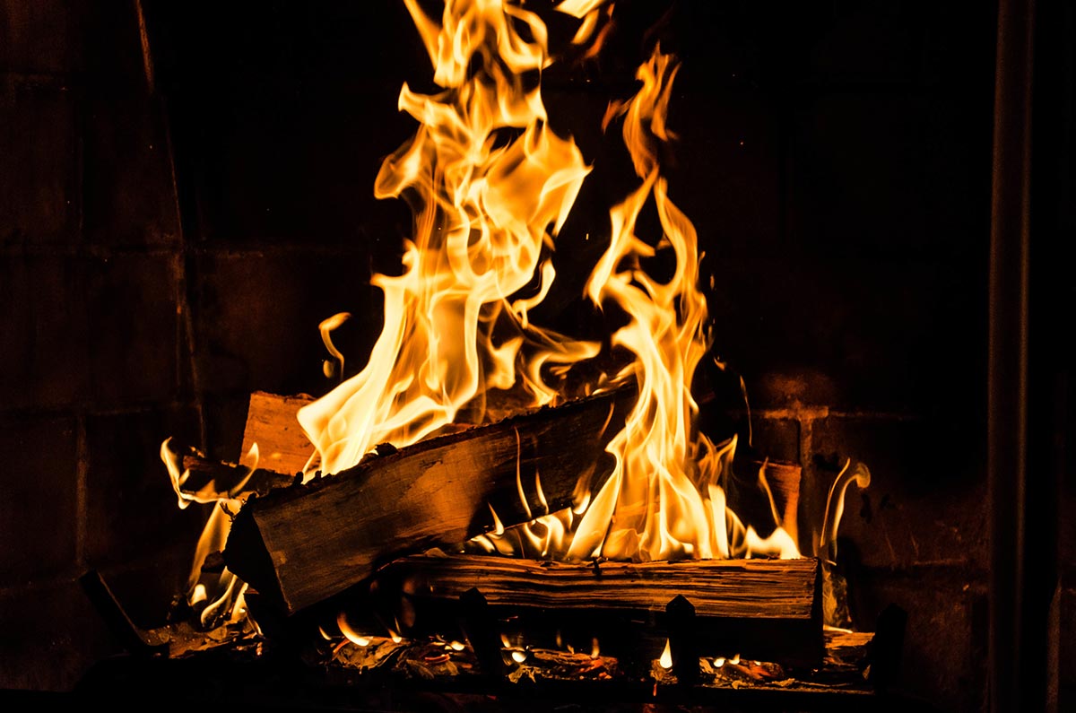 kamin les kurjava