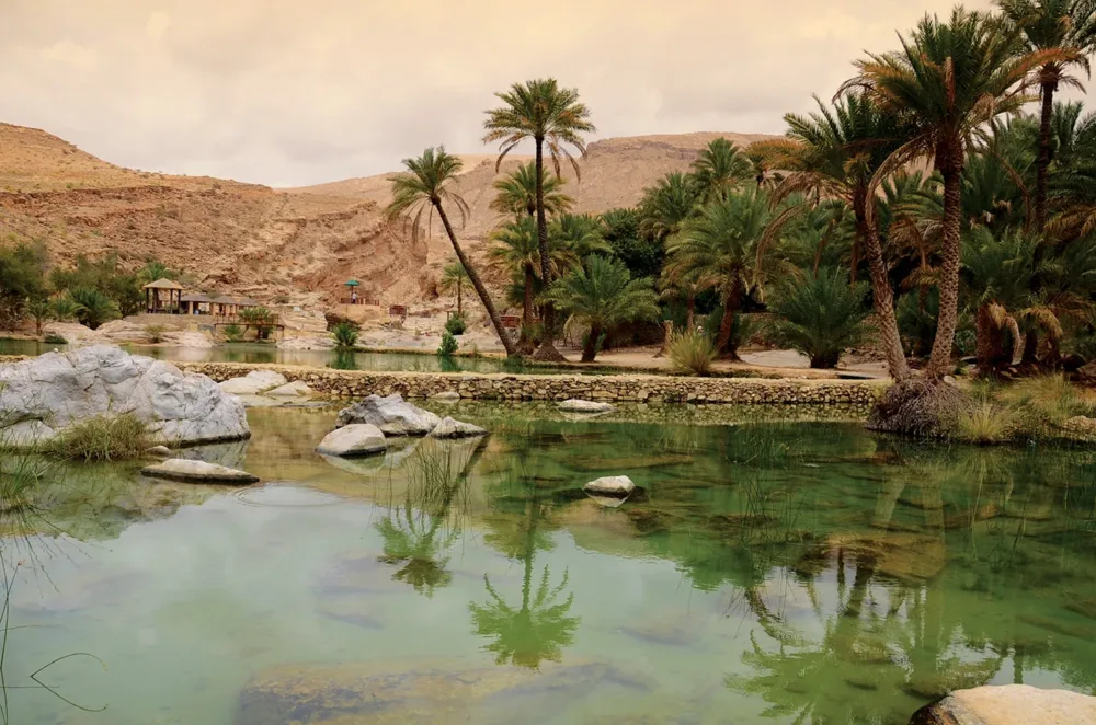 vodni bazeni v Wadi Bani Khalid vodni bazeni v Wadi Bani Khalid