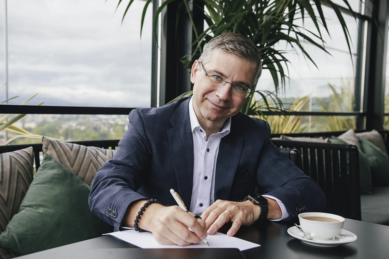 dr. Aleksander Šinigoj