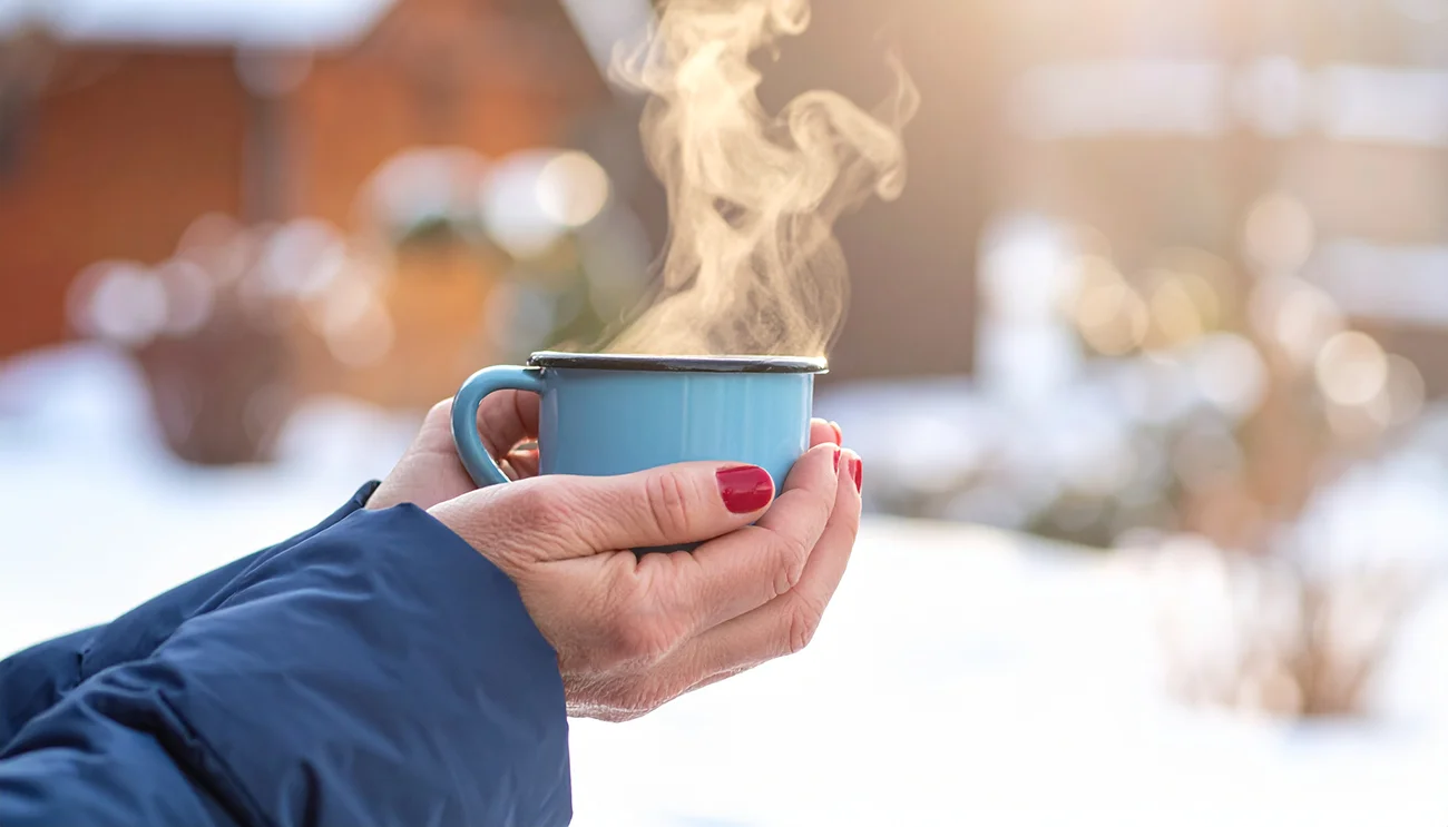 6 zimskih toplih pijač, ki po mrzlem dnevu resnično pogrejejo od znotraj