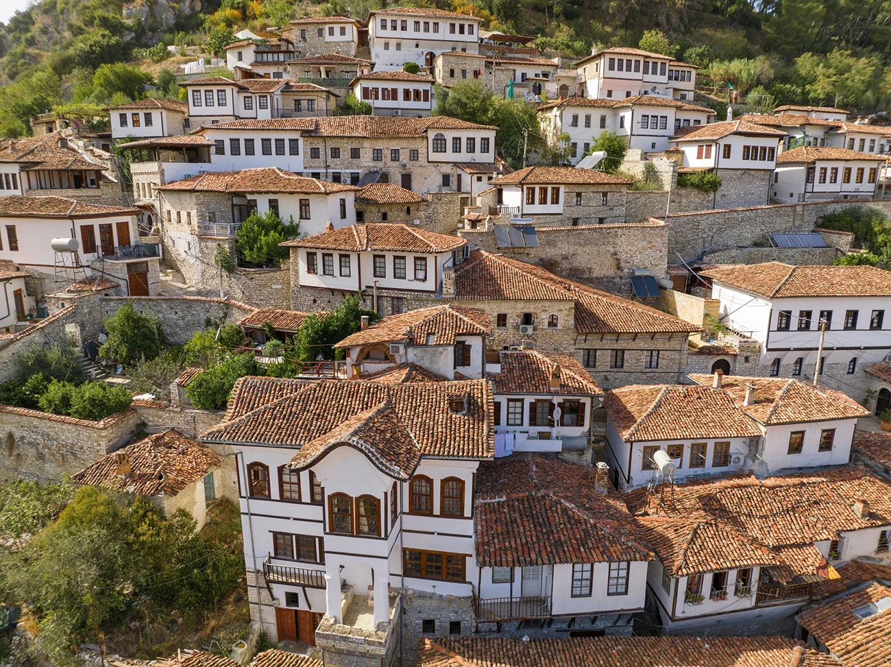 Zgodovinsko mesto Berat v Albaniji ki je na seznamu svetovne dediscine UNESCO Zgodovinsko mesto Berat v Albaniji, ki je na seznamu svetovne dediščine UNESCO